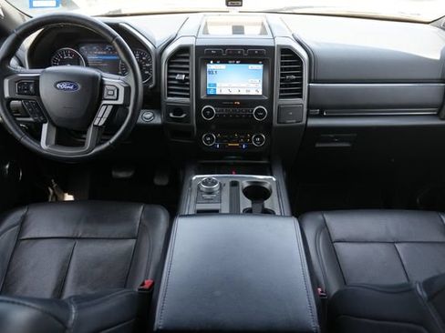 Used 2019 Ford Expedition XLT w/ Equipment Group 202A RWD image 19