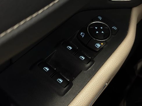 Used 2023 Ford Expedition Max Limited AWD/4WD image 32