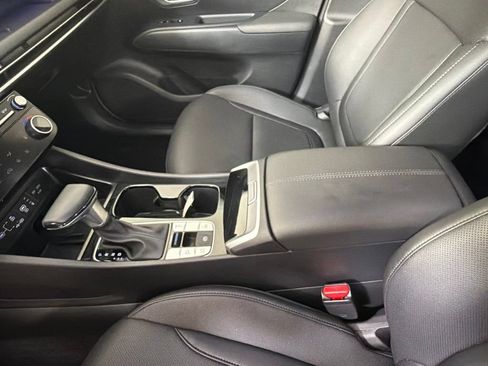 Used 2025 Hyundai Tucson SEL FWD image 24