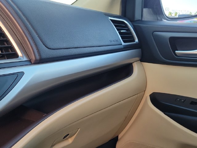 Used 2018 Toyota Highlander XLE FWD image 26