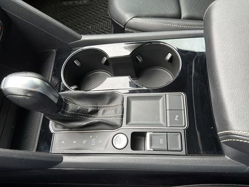 Certified 2023 Volkswagen Atlas SE FWD image 16