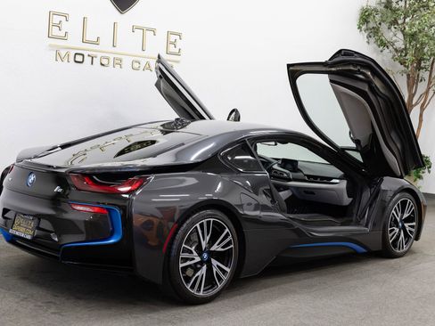 Used 2016 BMW i8 AWD/4WD image 21