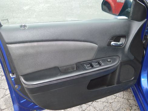 Used 2014 Dodge Avenger SE image 17