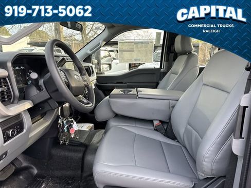 New 2026 Ford F250 XL w/ XL Chrome Package image 18