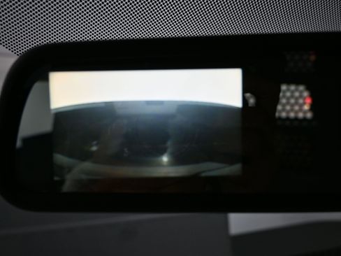 Used 2022 Chevrolet Express 2500 w/ Driver Convenience Package image 15