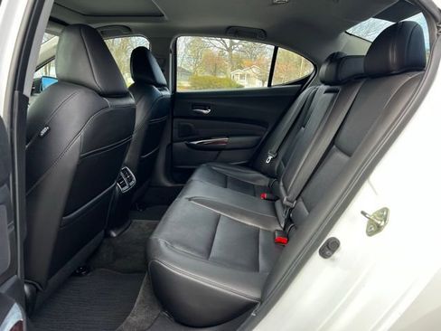 Used 2017 Acura TLX w/ Technology Package image 17