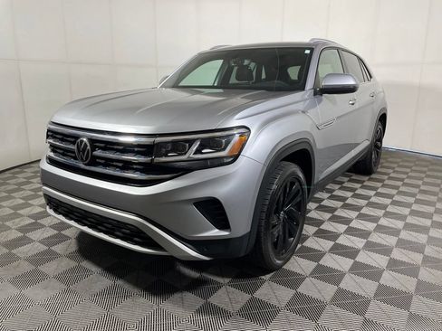 Used 2022 Volkswagen Atlas Cross Sport SE AWD/4WD image 4