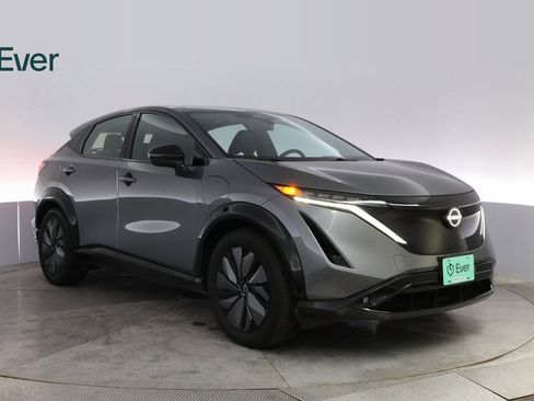 Used 2024 Nissan Ariya EVOLVE+ e-4ORCE image 4