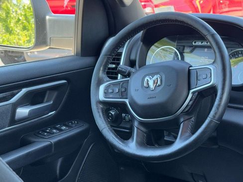 Used 2019 RAM 1500 Big Horn AWD/4WD image 13