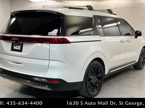 Used 2024 Kia Carnival SX FWD image 5