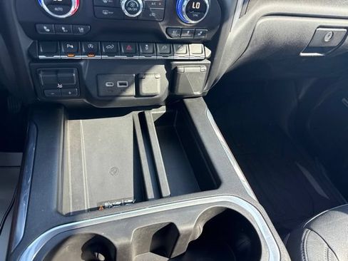 Used 2019 GMC Sierra 1500 SLT w/ SLT Premium Package AWD/4WD image 24