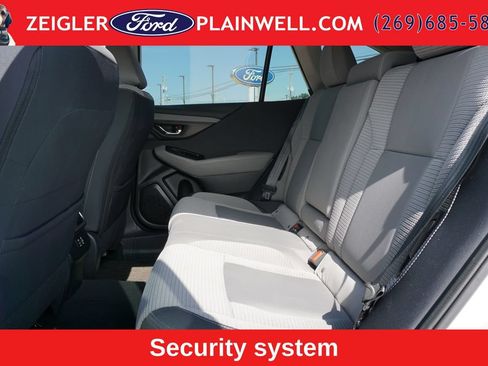 Used 2023 Subaru Outback Premium AWD/4WD image 12