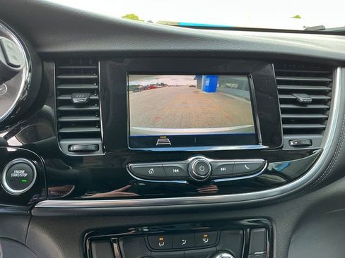 Used 2022 Buick Encore Preferred w/ Safety Package image 8