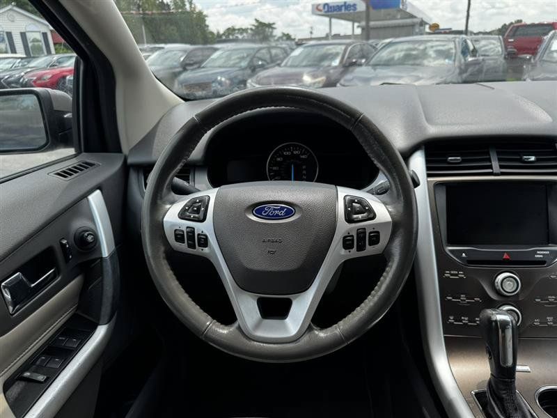 Used 2013 Ford Edge SEL FWD image 18