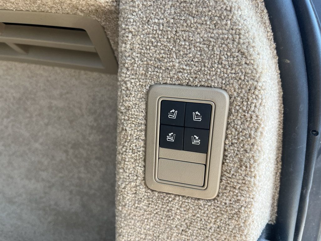 Used 2017 Land Rover Range Rover HSE AWD/4WD image 38