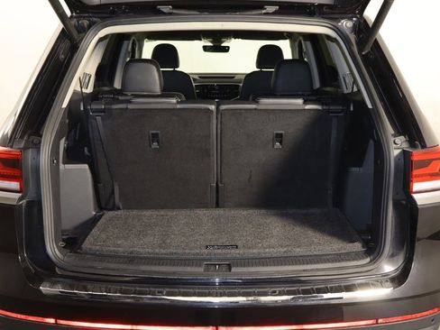 Used 2022 Volkswagen Atlas SEL image 18