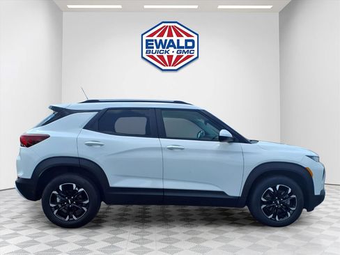 Certified 2023 Chevrolet TrailBlazer LT FWD image 4
