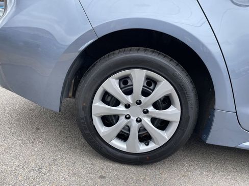 Used 2024 Toyota Corolla LE image 12