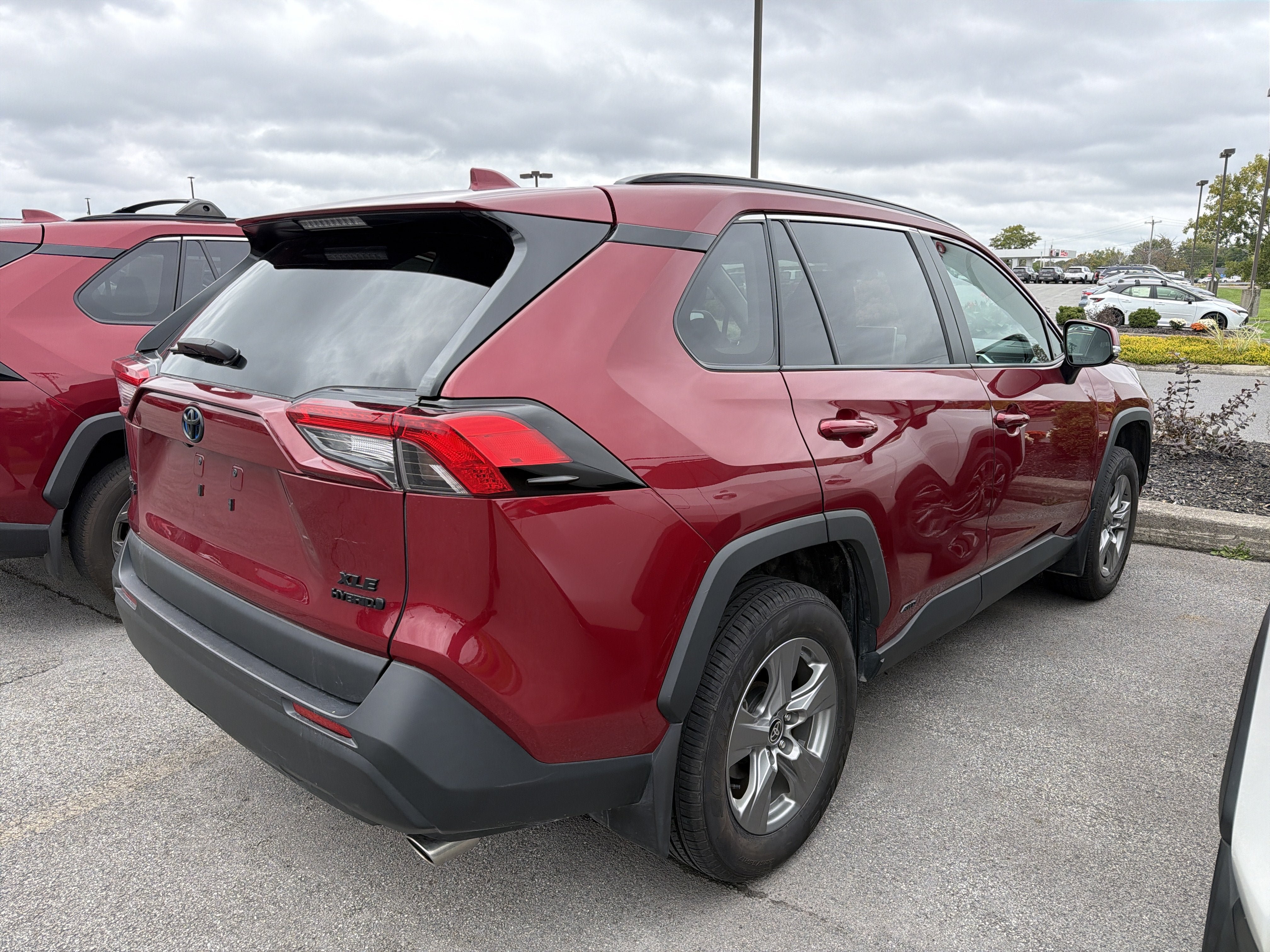 Used 2024 Toyota RAV4 XLE w/ Convenience Package AWD/4WD image 7