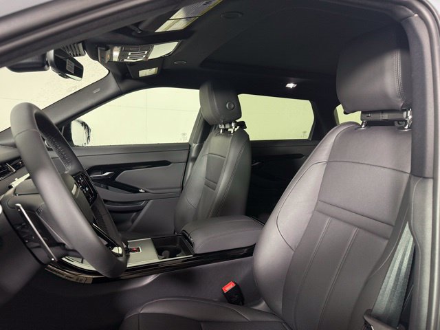 Used 2026 Land Rover Range Rover Evoque S AWD/4WD image 6
