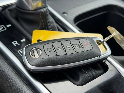 Certified 2025 Nissan Sentra SV FWD image 38