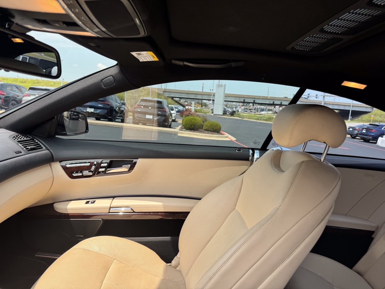 Used 2012 Mercedes-Benz CL 550 4MATIC image 10