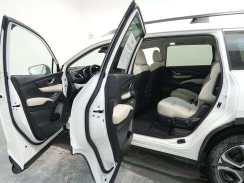 Used 2026 Subaru Ascent Limited image 29