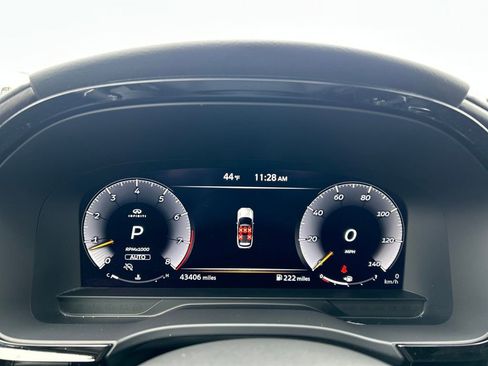 Used 2023 INFINITI QX60 Sensory w/ Vision Package image 16