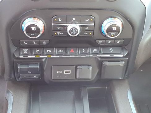 Used 2020 GMC Sierra 2500 SLT w/ SLT Premium Plus Package image 22