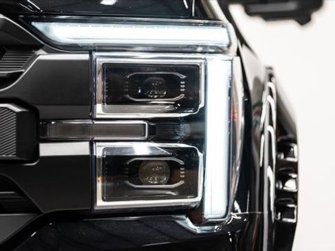 Used 2025 Ford F150 Lariat image 23