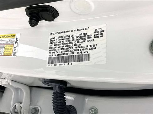 Used 2020 Honda Pilot Touring image 18