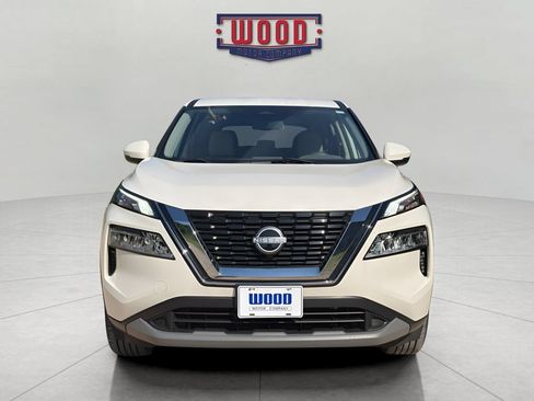 Used 2023 Nissan Rogue SV AWD/4WD image 5