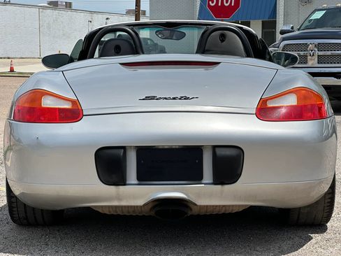 Used 2002 Porsche Boxster RWD image 11