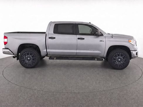 Used 2015 Toyota Tundra SR5 w/ T4 Package RWD image 4