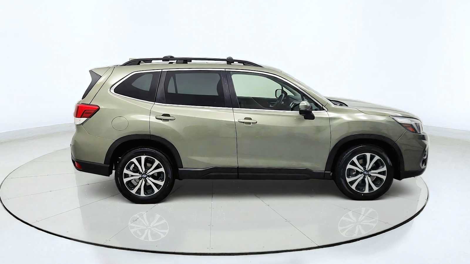 Used 2019 Subaru Forester Limited w/ Popular Package #3 AWD/4WD image 10