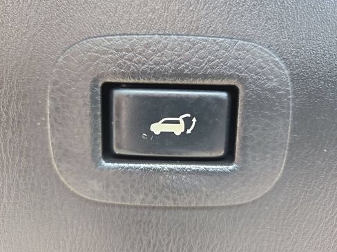 Used 2017 Nissan Armada SV w/ Driver Package RWD image 35