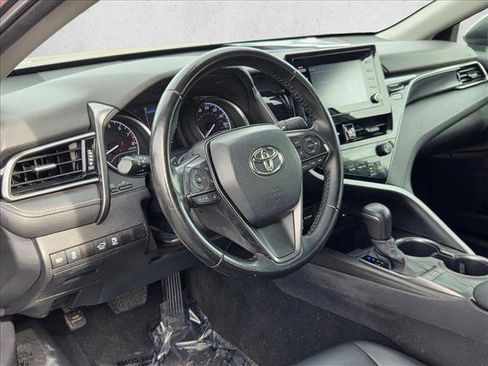 Used 2023 Toyota Camry SE image 10
