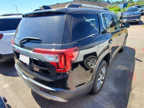 Used 2023 GMC Acadia SLT FWD image 9