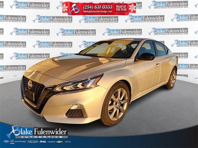 Used 2022 Nissan Altima 2.5 SR