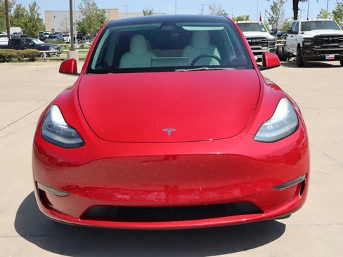 Used 2021 Tesla Model Y Long Range AWD/4WD image 8