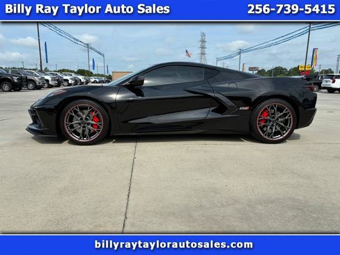 Used 2025 Chevrolet Corvette Stingray Coupe w/ Z51 Performance Package RWD image 1