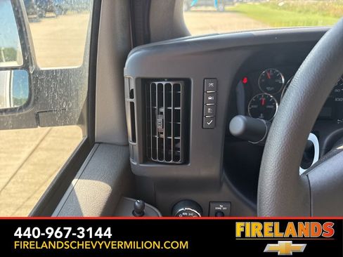 New 2025 Chevrolet Express 2500 Work Van w/ Driver Convenience Package image 17