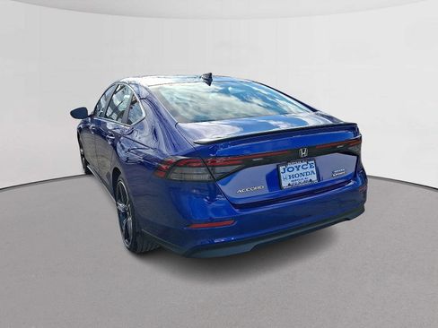 Used 2023 Honda Accord Sport image 8