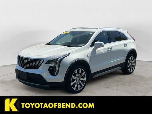 Used 2019 Cadillac XT4 Premium Luxury w/ Technology Package AWD/4WD image 1