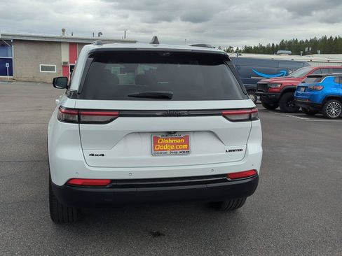 Used 2024 Jeep Grand Cherokee Limited w/ Luxury Tech Group II AWD/4WD image 5