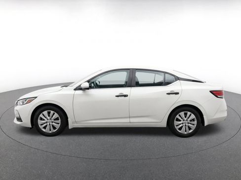 Used 2025 Nissan Sentra S FWD image 4
