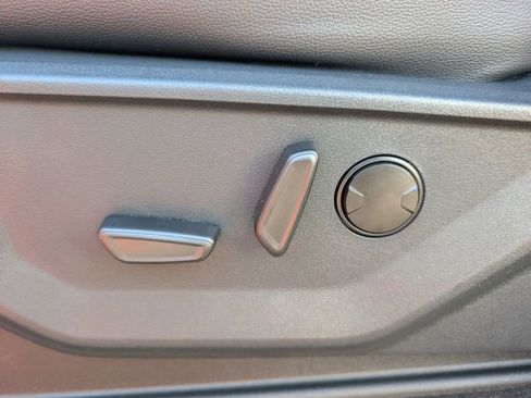 New 2026 Ford F250 Lariat w/ Black Appearance Package AWD/4WD image 60