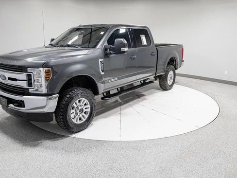 Used 2019 Ford F250 XLT image 28
