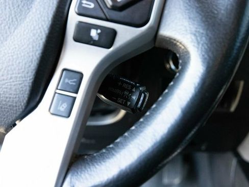 Used 2020 Toyota Tundra Limited w/ Limited Premium Package image 34