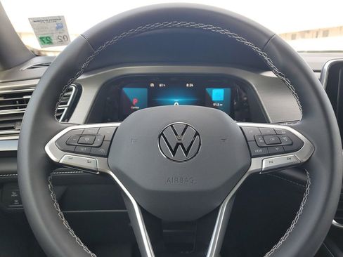 New 2026 Volkswagen Atlas Cross Sport SE FWD image 21